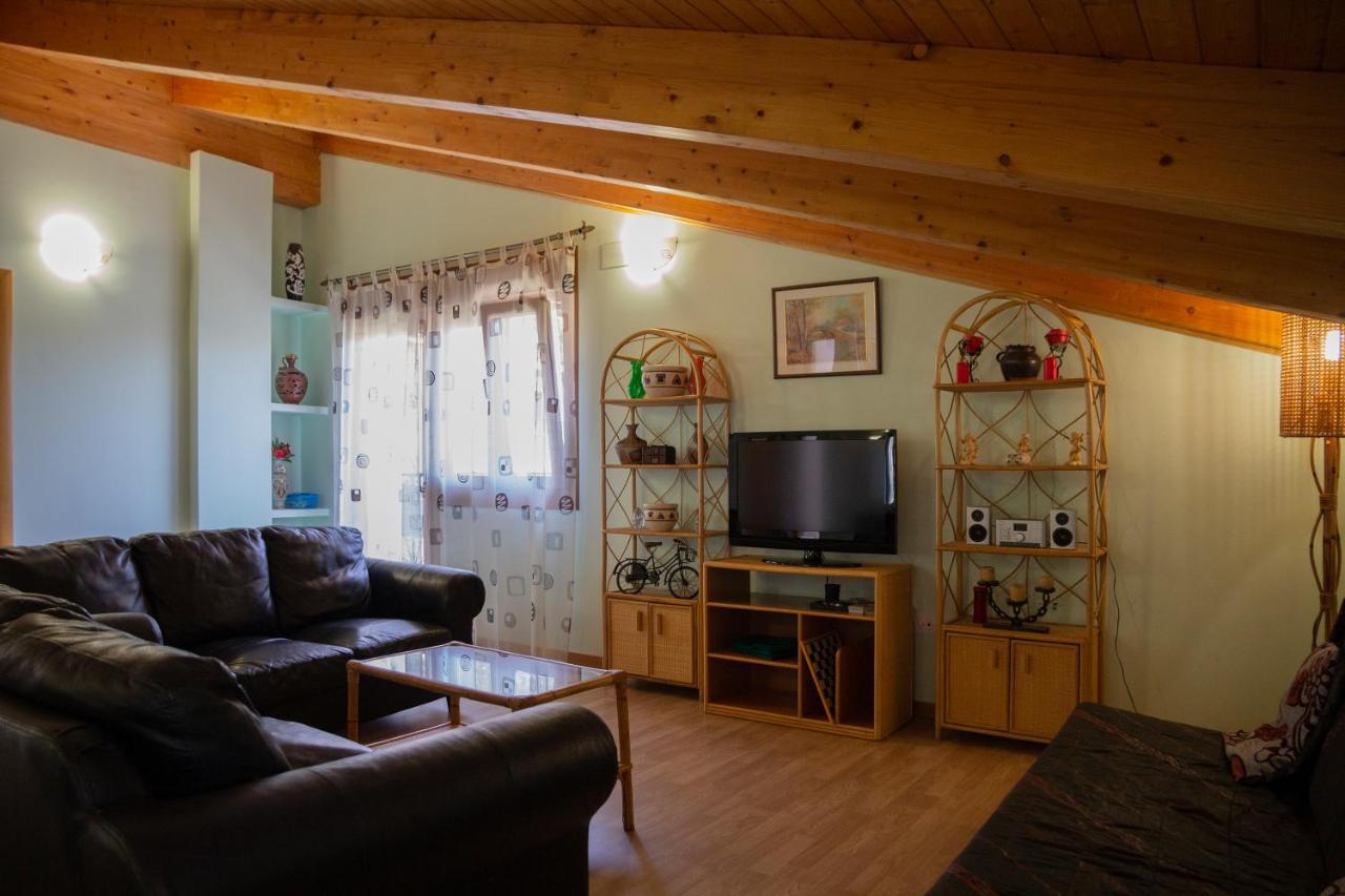 Casa Rural Mirador De Pinares San Leonardo de Yagüe エクステリア 写真