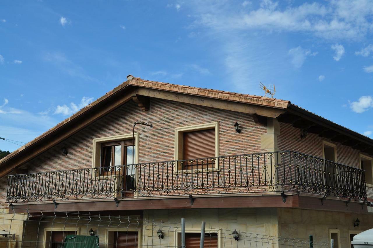 Casa Rural Mirador De Pinares San Leonardo de Yagüe エクステリア 写真